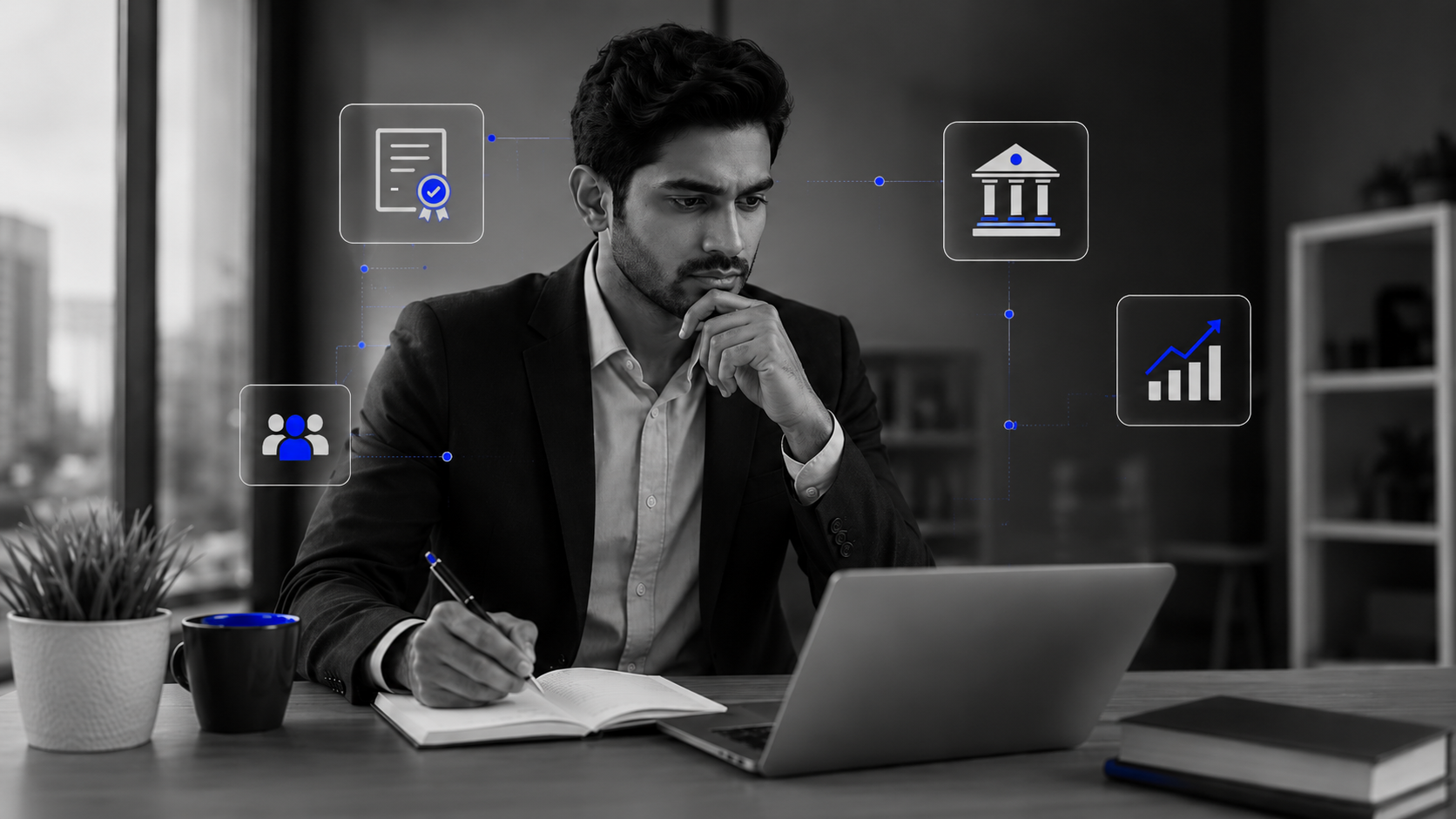 Como se tornar correspondente bancário representado por profissional planejando o negócio no notebook com ícones de certificação, parceiros e crescimento digital.